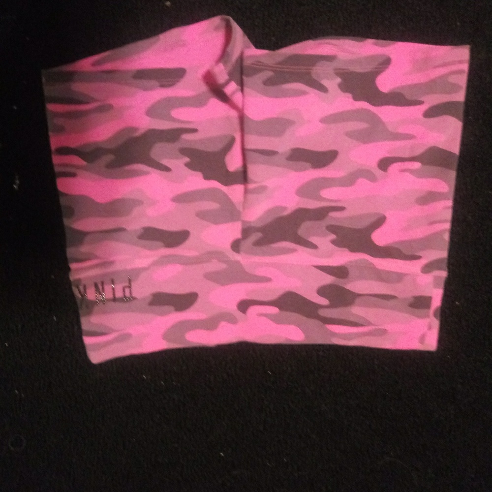 NWOT VICTORIAS SECRET PINK YOGA SHORTS